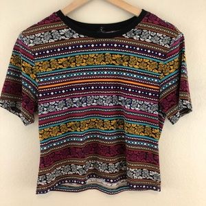 🪴3x$20 Nadim Short Sleeved Pattern Tee - Medium